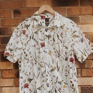 Men’s floral print button up